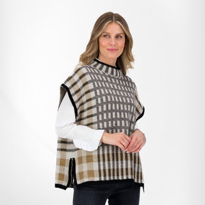 ust-White-Sleeveless-Sweater-Sahara-Jacqurd-J3307_066-model-shot-head-and-shoulders_jpg